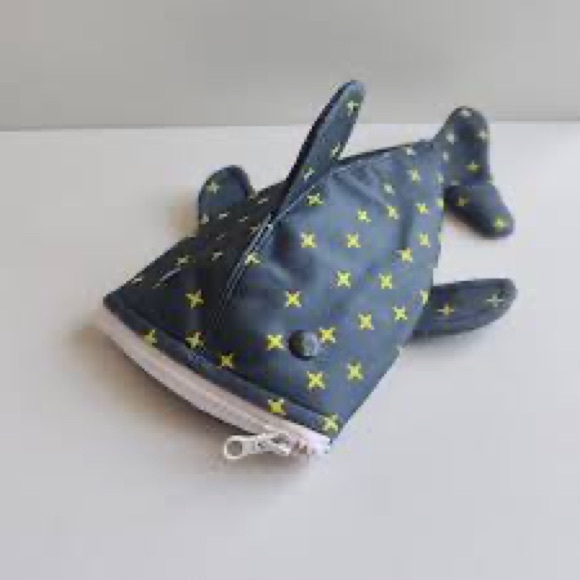 Shark-Shaped Pencil Case - Picture 2 of 5